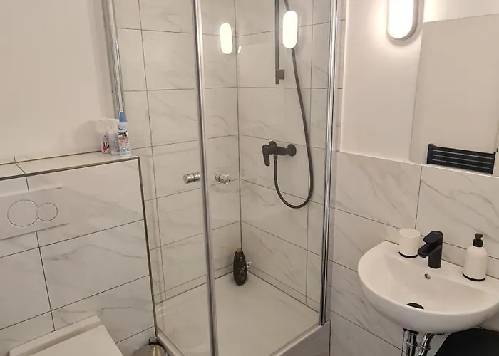 Simple Gladbach Apartment Monchengladbach